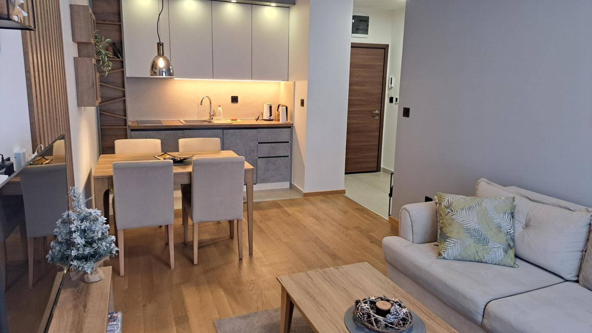 Apartman K&N - Jahorinska Vila ヤホリナ エクステリア 写真