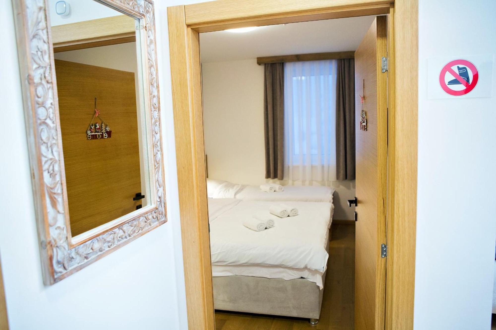 Apartman K&N - Jahorinska Vila ヤホリナ エクステリア 写真